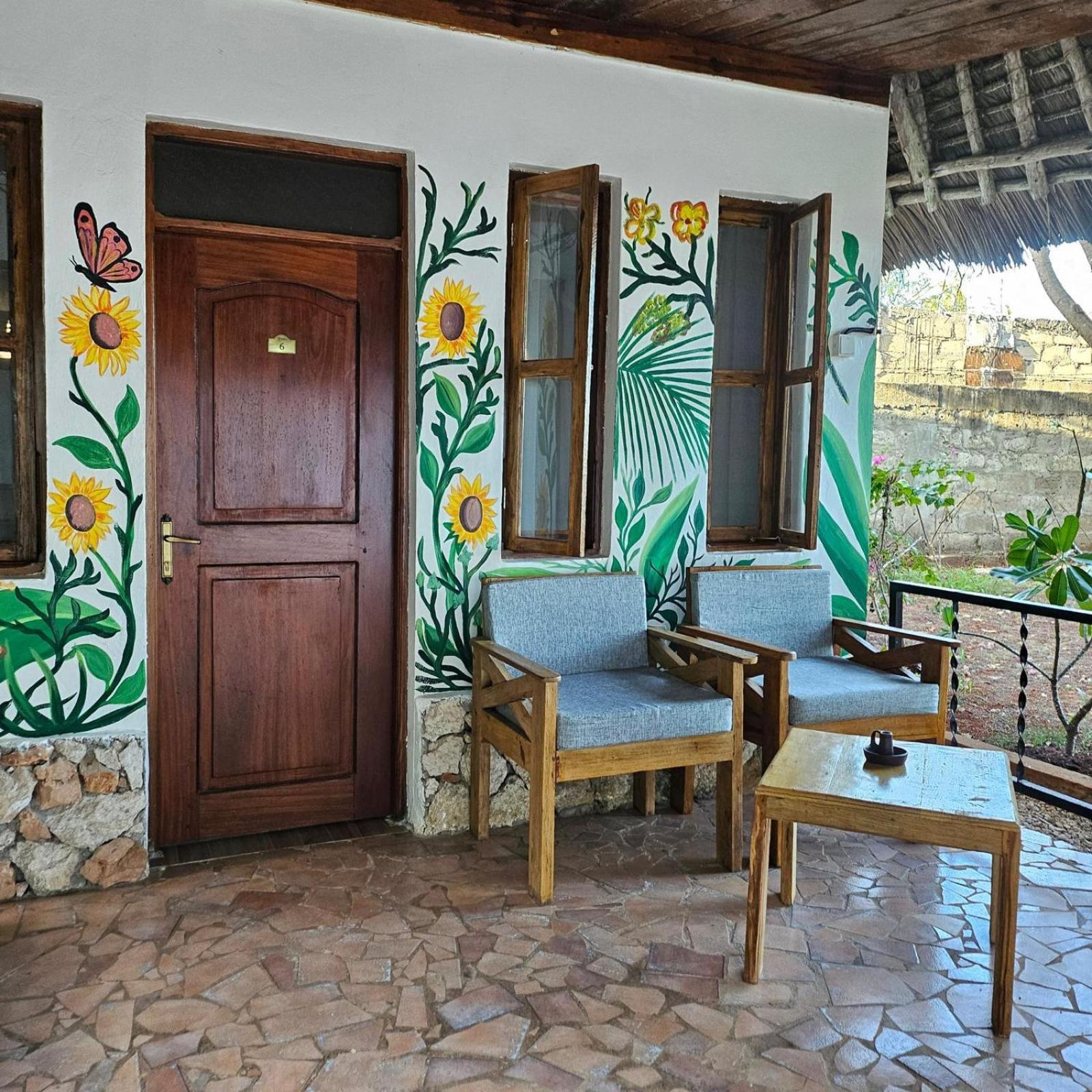 Hotel Mambo Ocean Pwani Mchangani